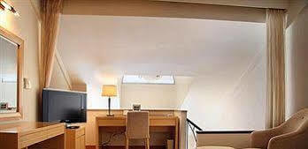 Merryland Resort Guilin Exterior foto